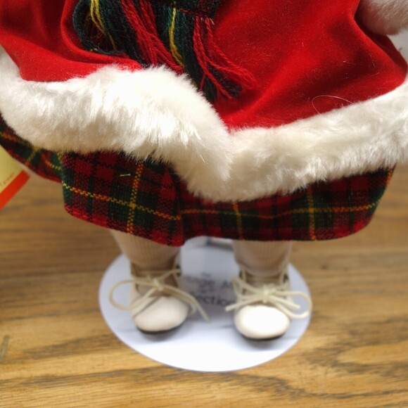 The Heritage Collection Vintage 1988 Porcelain Christmas Time Doll - Picture 3 of 8